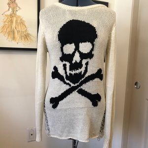 Skull sweater